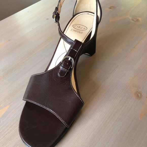 Circa Joan & David Brown T-Strao Sandal - Picture 6 of 13